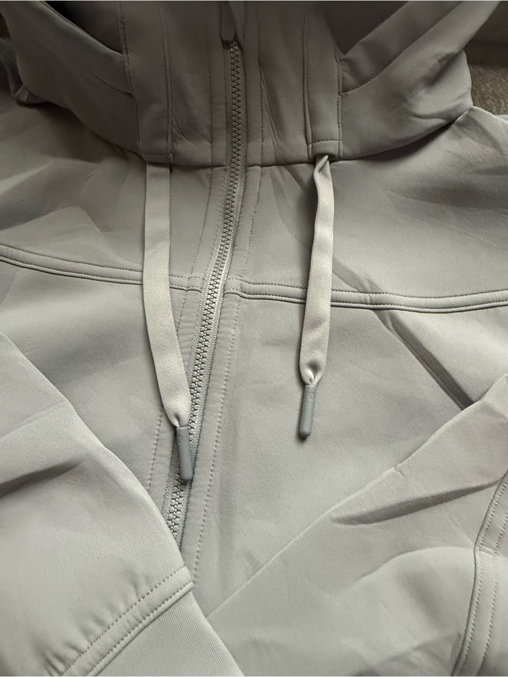 Lululemon Cropped Zip Up - Picture 3 of 10